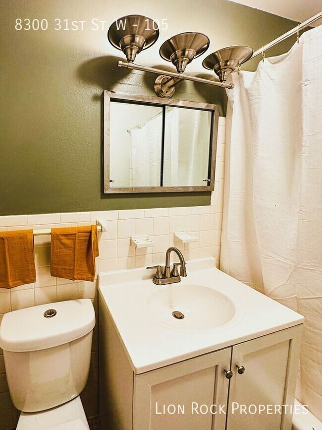 Building Photo - 8300 W 31st St