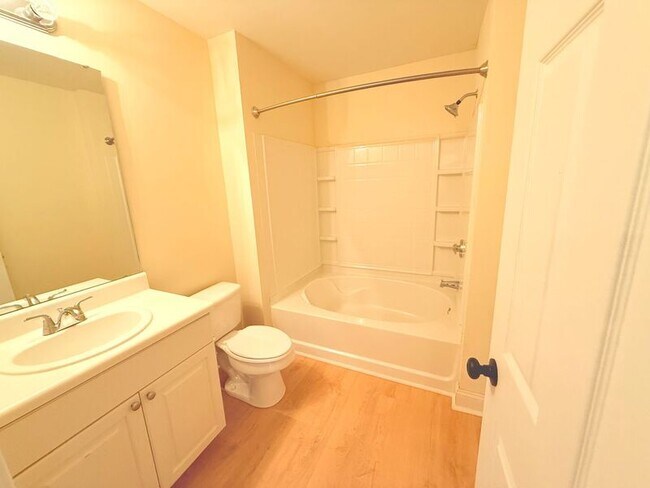 Building Photo - 4553 Great Oak Dr