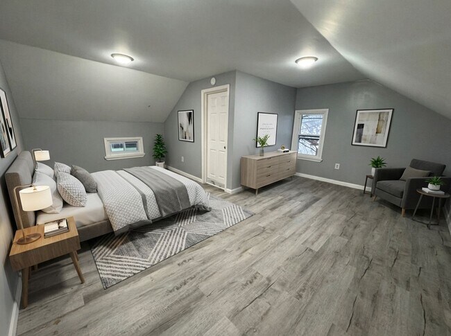 Building Photo - 414 N Bellinger St