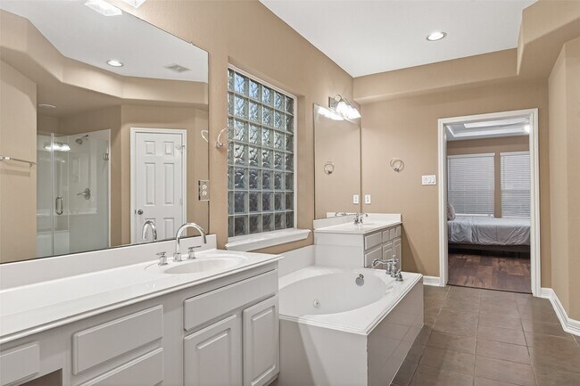 Building Photo - 21103 Falcon Creek Ct