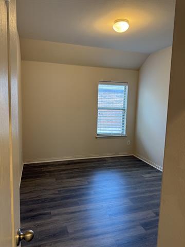 Building Photo - 5121 Hidden Knolls Dr