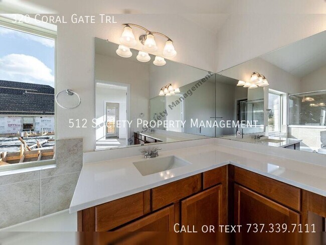 Building Photo - 320 Coral Gate Trail