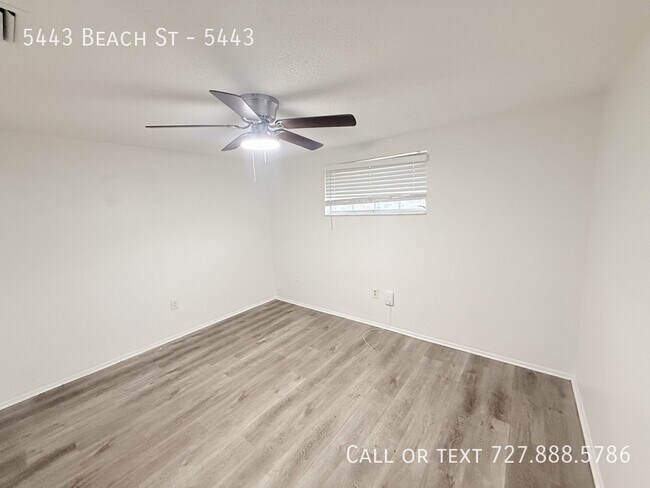 Building Photo - 5443 Beach St