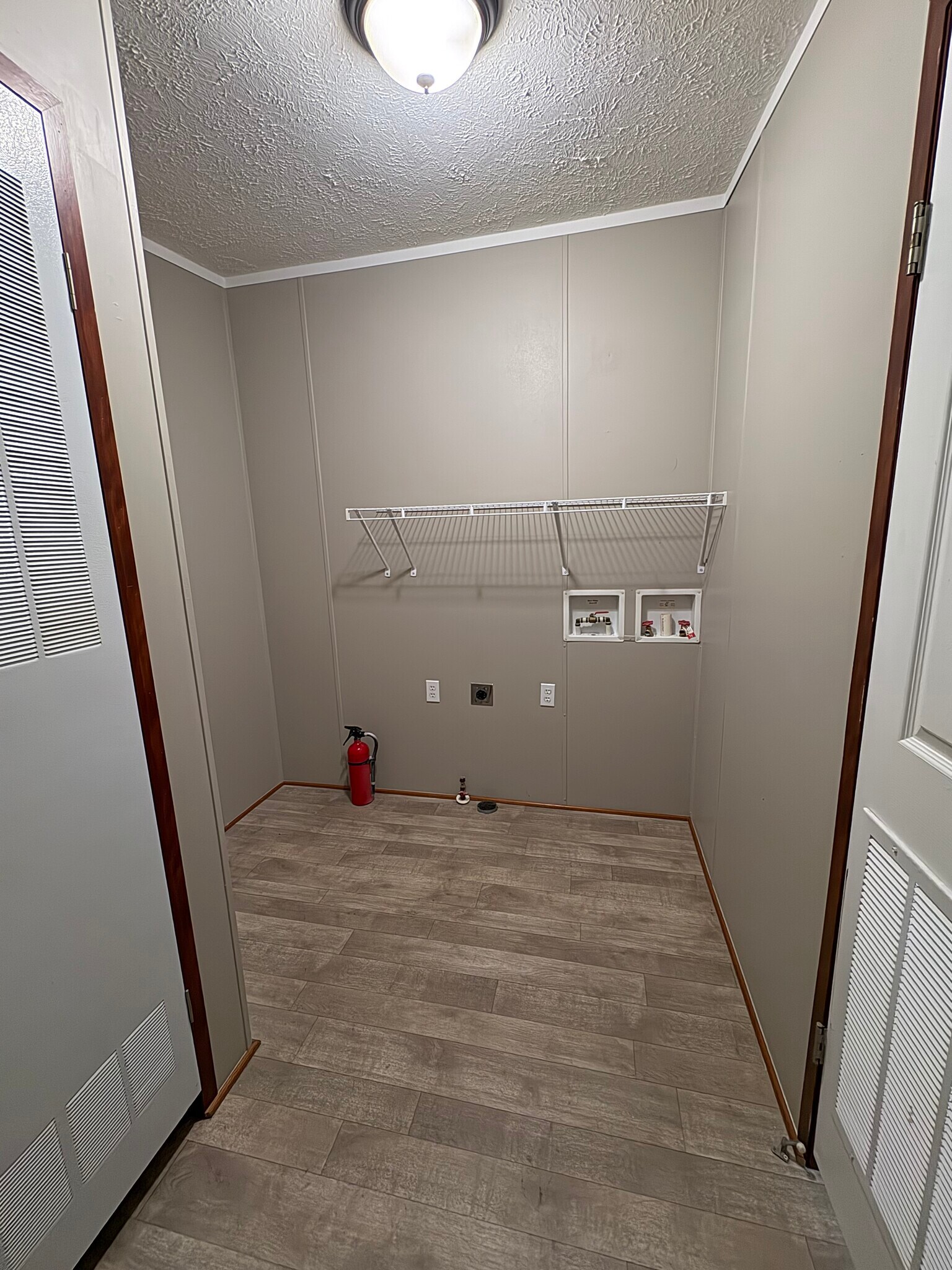 Building Photo - 11222 Shady Brook Ct