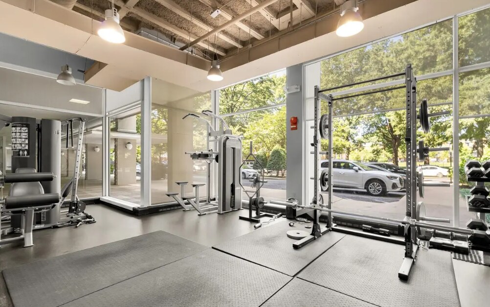 Building Photo - 350 G St SW