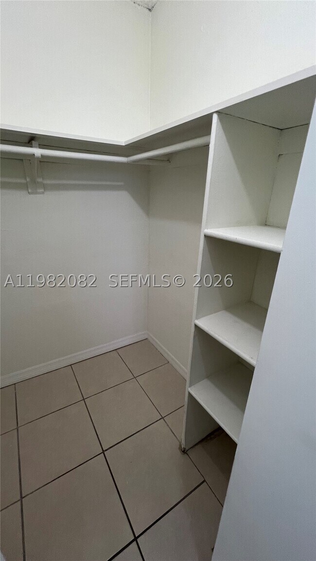Building Photo - 801 NW 47th Ave