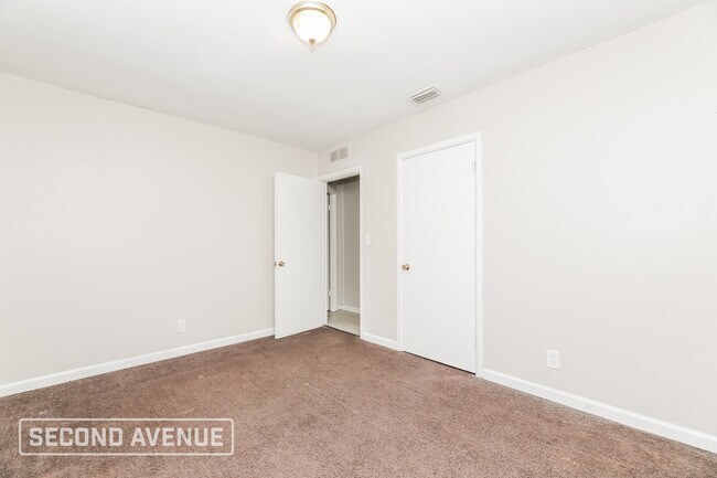 Building Photo - 4157 McMillan Cir