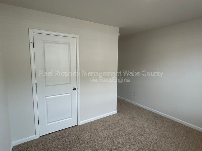 Building Photo - 8539 Beckett Chase Wy