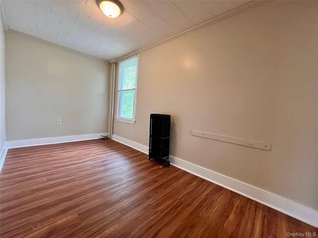 Building Photo - 35 S Remsen Ave