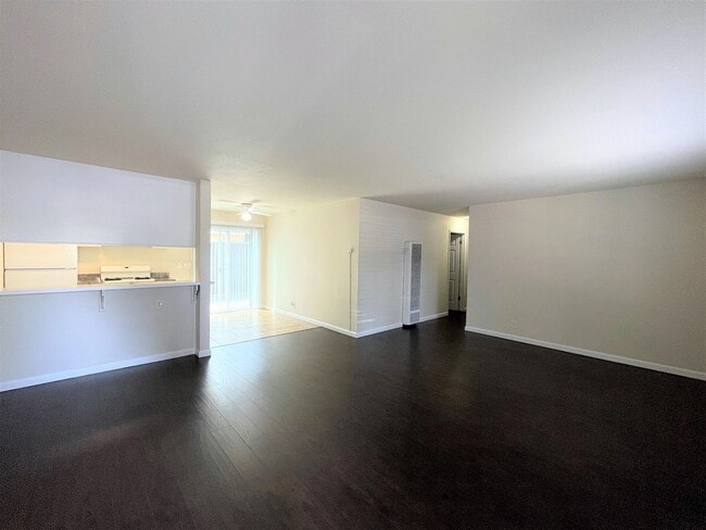 Interior Photo - 420 E. Rose St.