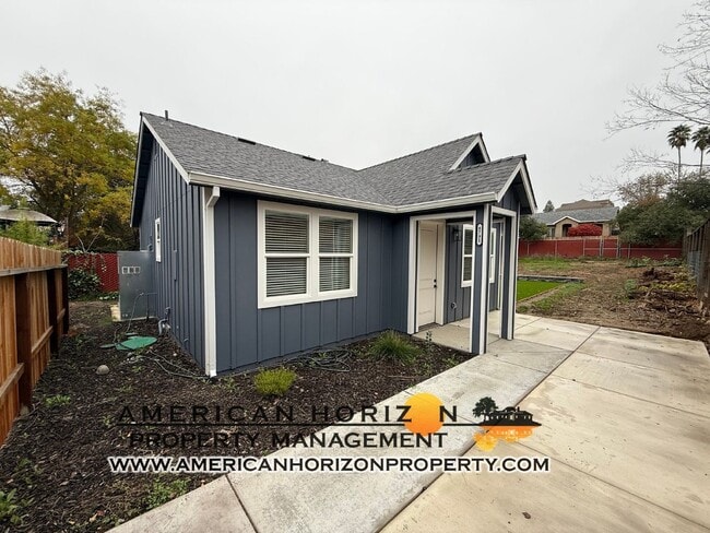 Building Photo - 8791 Sunset