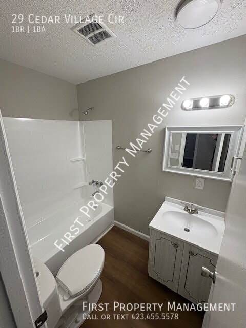 Building Photo - 29 Cedar Village Cir