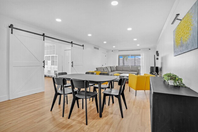 Building Photo - 1210 Sugar Sands Blvd