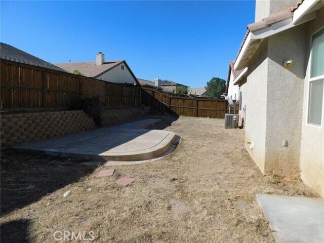 Building Photo - 11765 Winewood St