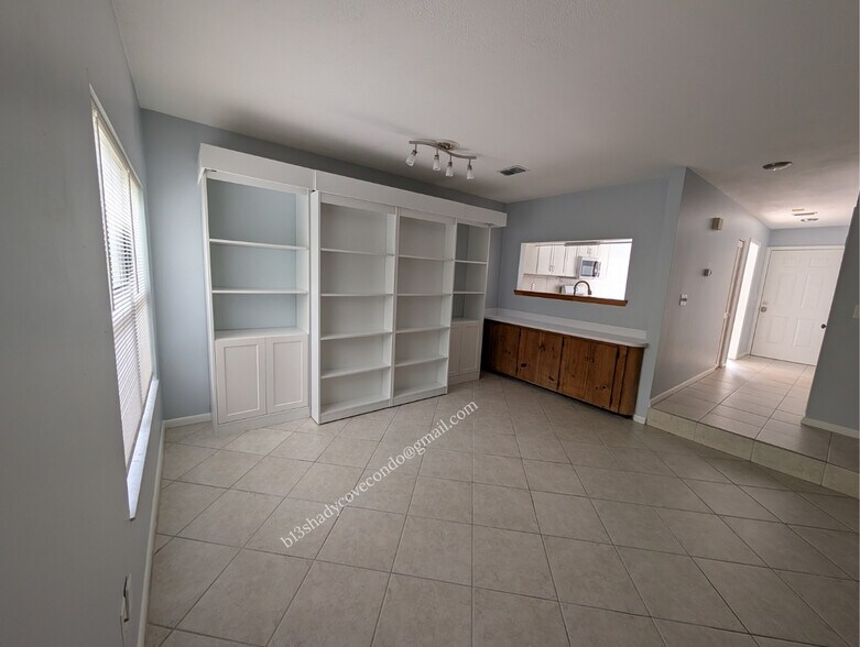 Building Photo - 5568 La Moya Ave