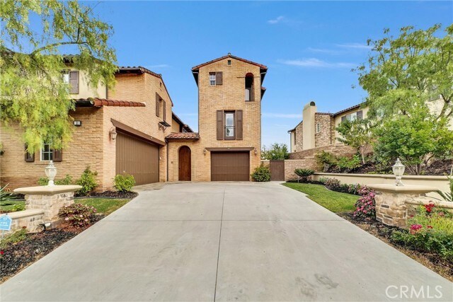 Building Photo - 31 Cezanne