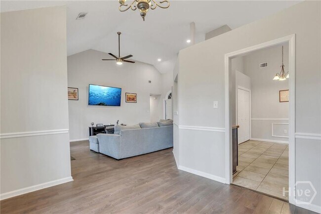 Building Photo - 179 Salt Landing Cir