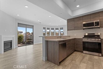 Building Photo - 4383 Sepulveda Blvd