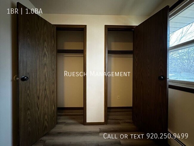 Building Photo - Charming 1 Bedroom 1 Bath Upper Apartment ...