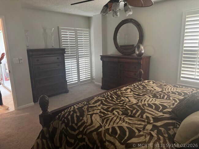 Building Photo - 14111 Royal Vista Dr