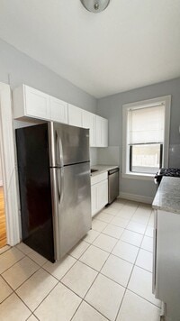 Building Photo - The Sophia Tudor Apartments