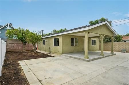 Building Photo - 4664 Sierra St