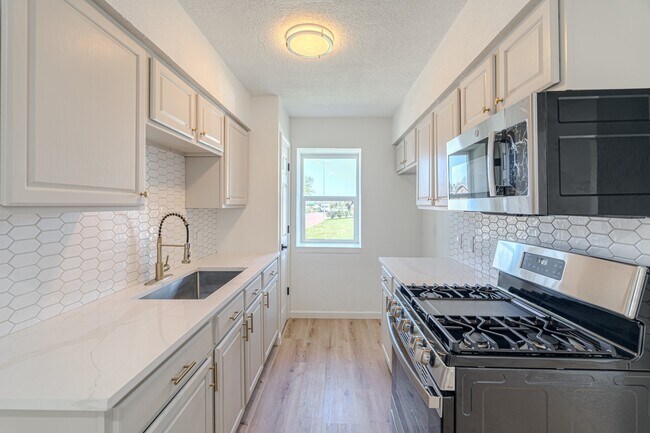 Building Photo - 3538 Cork Dr
