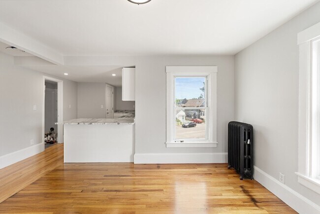 Building Photo - 21 Hartford St