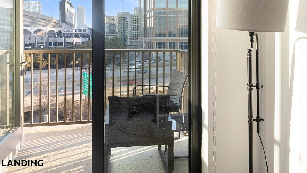 Building Photo - 1007 S Mint St