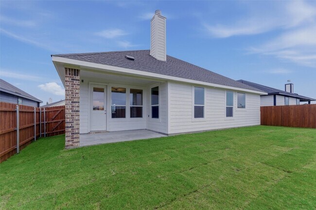 Building Photo - 1329 Frio Dr