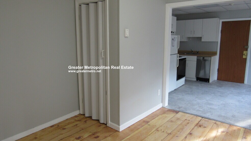 Building Photo - 3 Foster Ct