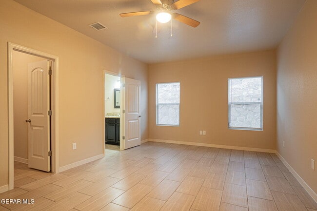 Building Photo - 7321 Mission Viejo Dr