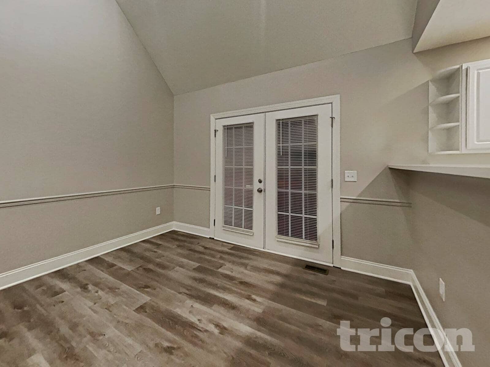 Building Photo - 2941 Ireton Pl