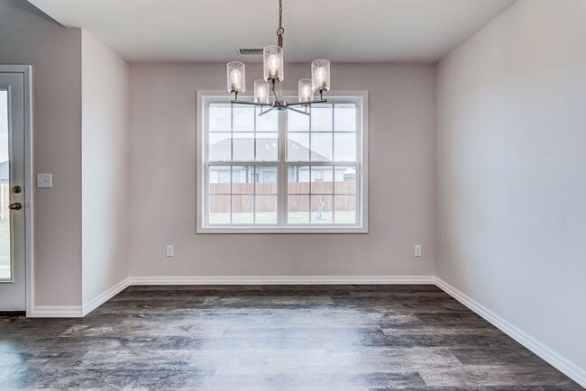 Building Photo - Beautiful, BRAND-NEW 3-bedroom, 2-bath hom...