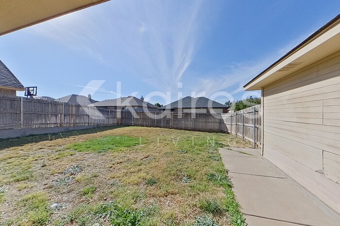 Building Photo - 7406 Vail Drive