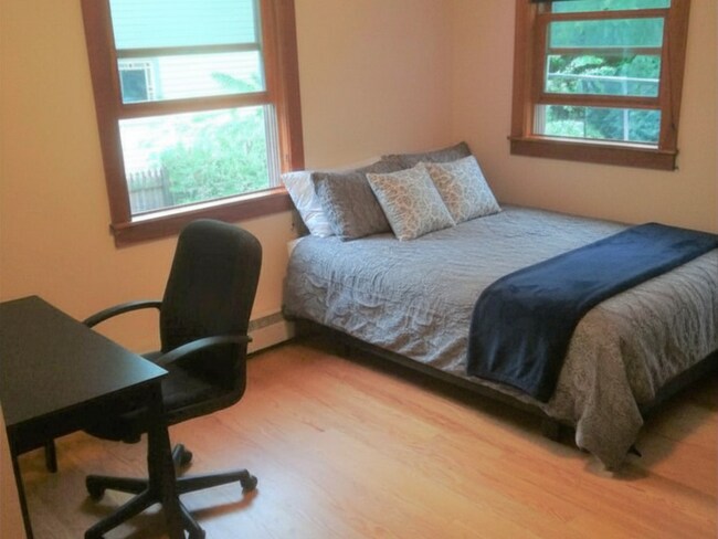 Building Photo - 119-121 Prospect Street