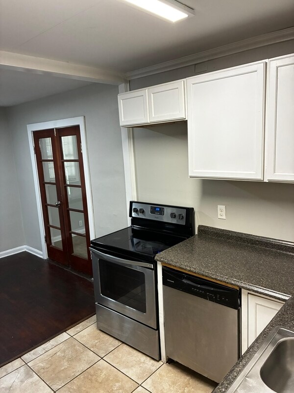 Building Photo - 3532 Crassia St