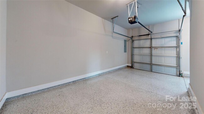 Building Photo - 5020 Central Ave