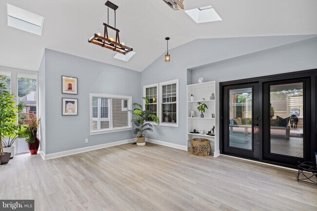 Building Photo - 13908 Pleasant Grove Ct