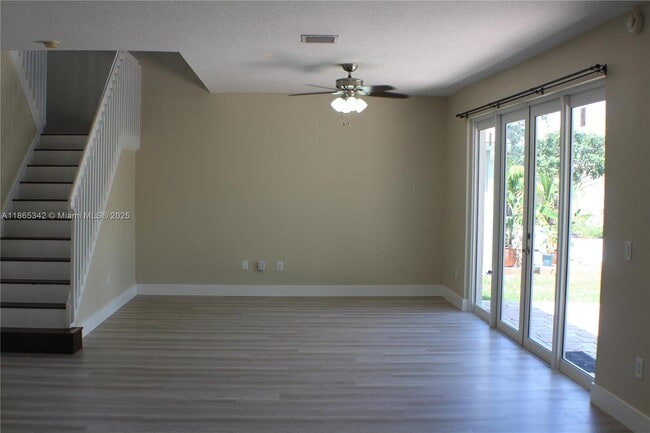 Building Photo - 4955 SW 166th Ave