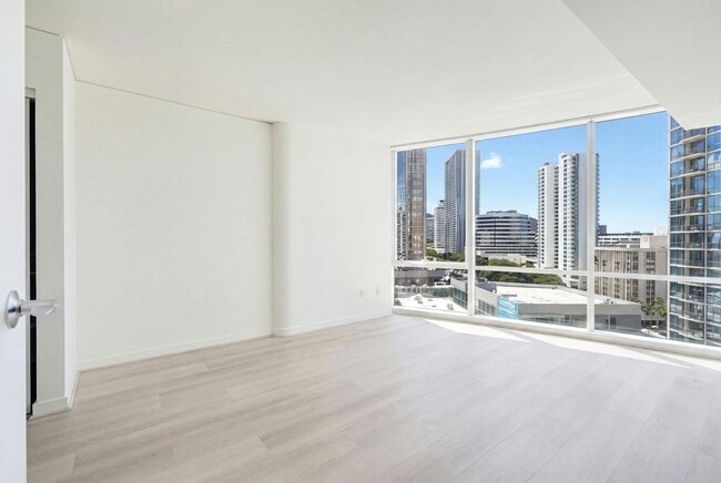 Building Photo - 1288 Kapiolani Blvd