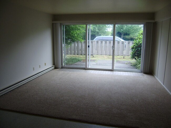 Interior Photo - Sandpoint Manor