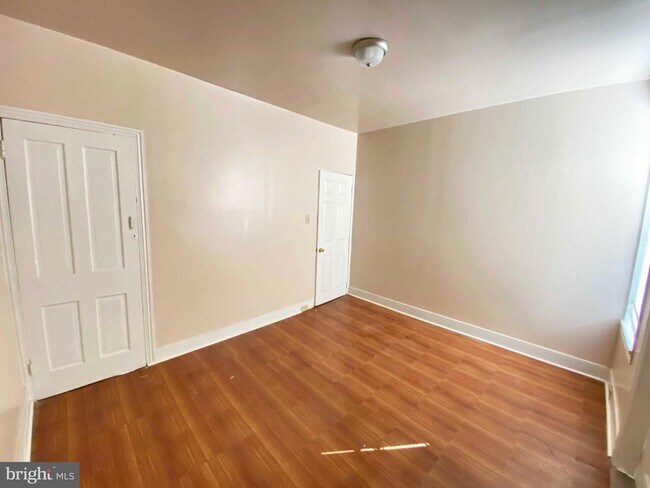 Building Photo - 2848 N Lee St