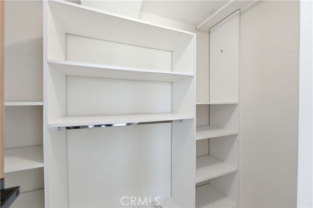 Building Photo - 41201 Laidlaw Ln