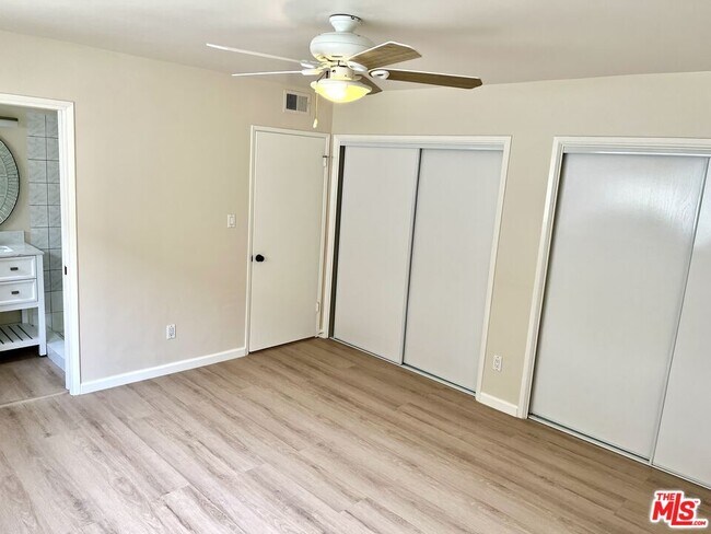 Building Photo - 1033 Euclid St