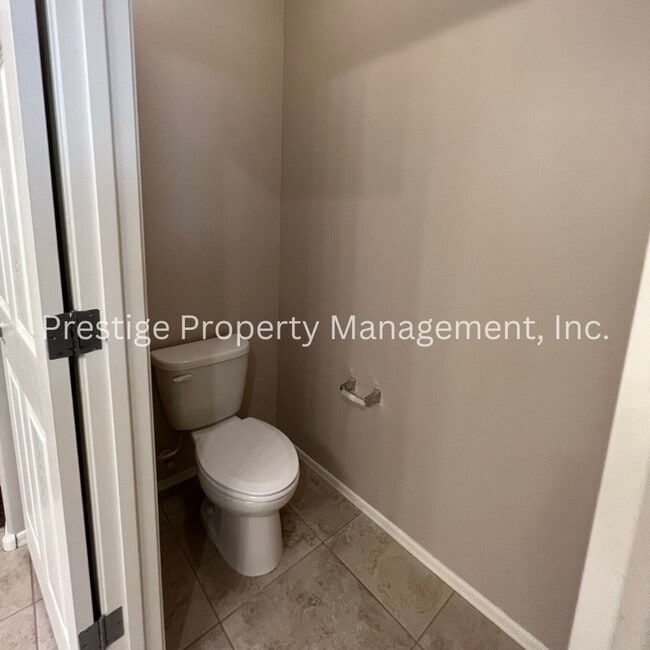 Building Photo - 3BD+Den/3BA Marana Home With Wonderful Com...