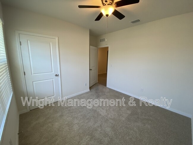 Building Photo - 2712 Storybrook Preserve Dr