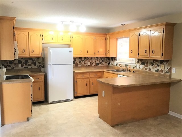 Building Photo - 3498 Torrington Ln