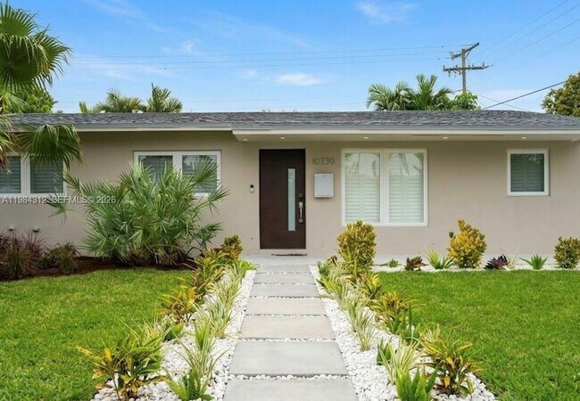 Building Photo - 10330 SW 51st St