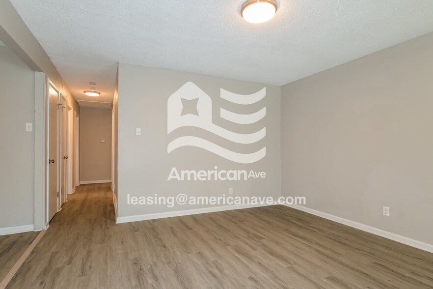 Building Photo - 7564 Blanding Dr